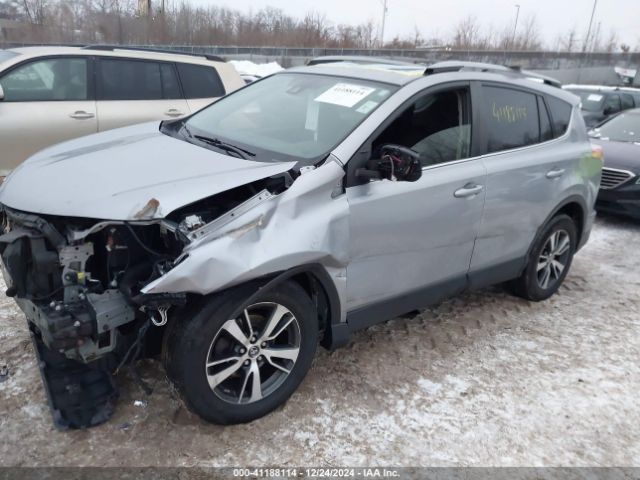 JTMRFREV6JD226925 Toyota Rav4 Adventure/xle