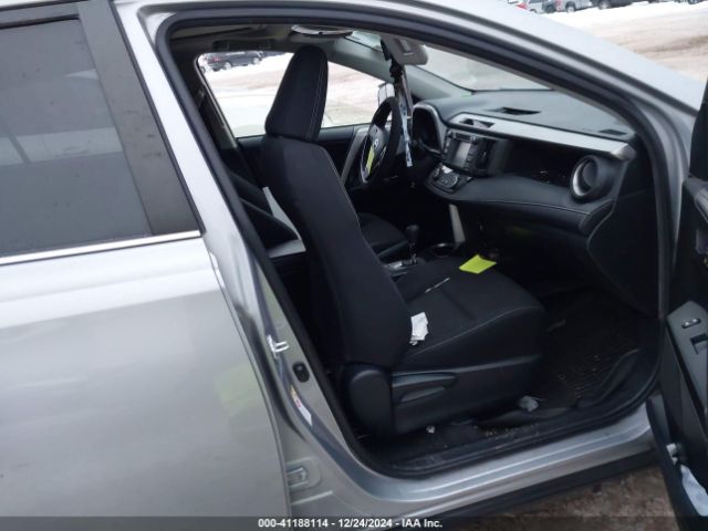 JTMRFREV6JD226925 Toyota Rav4 Adventure/xle