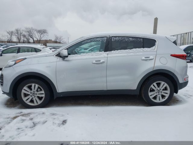 KNDPMCAC2H7034294 KIA Sportage Lx