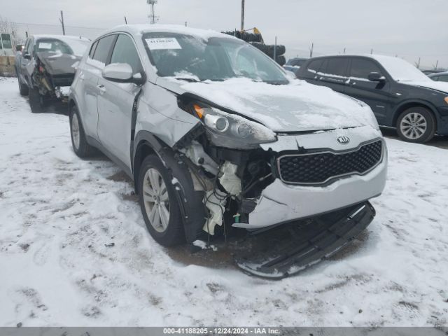 KNDPMCAC2H7034294 KIA Sportage Lx