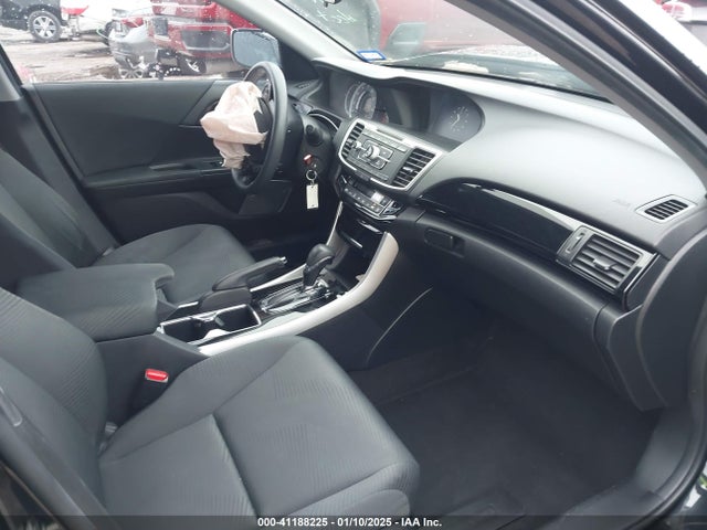 Honda ACCORD LX 2016 1HGCR2F39GA127223 Image 5