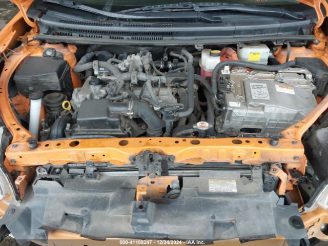 JTDKDTB30G1589447 Toyota Prius C Two