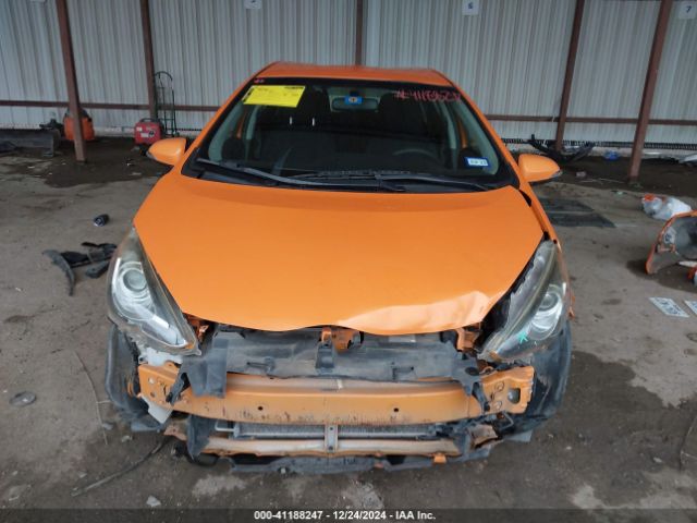 JTDKDTB30G1589447 Toyota Prius C Two