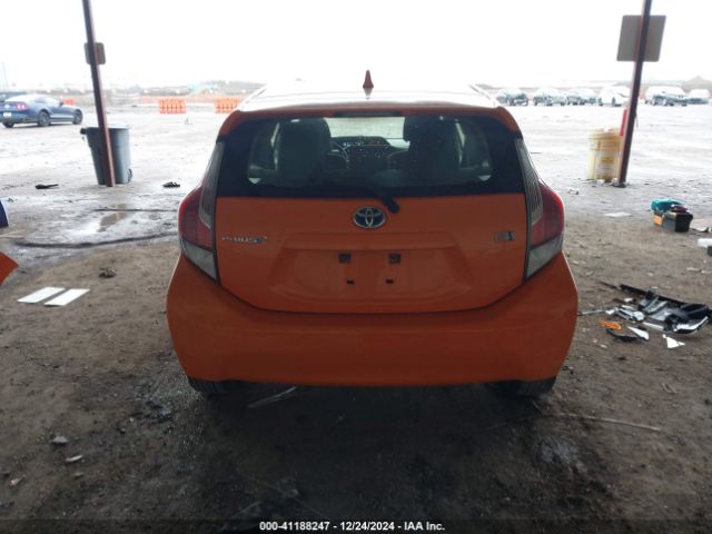 JTDKDTB30G1589447 Toyota Prius C Two