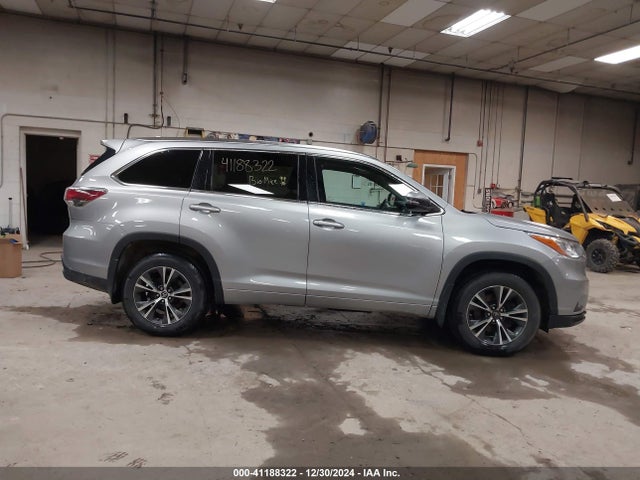 Toyota Highlander Xle V6 2016 5TDJKRFH6GS334525 Image 14