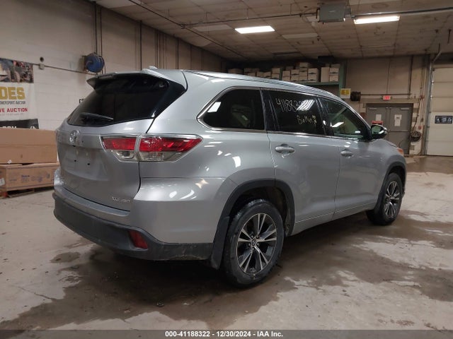 Toyota Highlander Xle V6 2016 5TDJKRFH6GS334525 Image 4