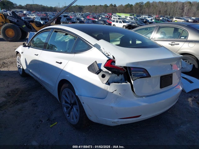 2022 TESLA MODEL 3 5YJ3E1EB4NF309722 Photo 2