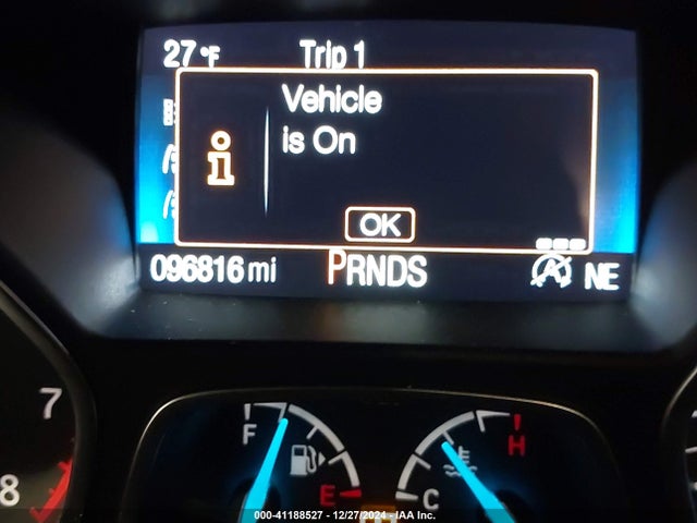 1FMCU9GDXJUA18767 Ford ESCAPE SE