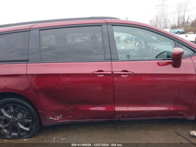 2C4RC1FG0JR333511 Chrysler Pacifica Touring Plus