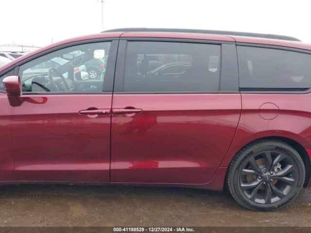 2C4RC1FG0JR333511 Chrysler Pacifica Touring Plus