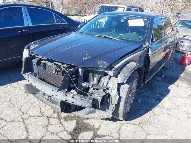 2C3CCAKG0HH565493 Chrysler 300c Awd