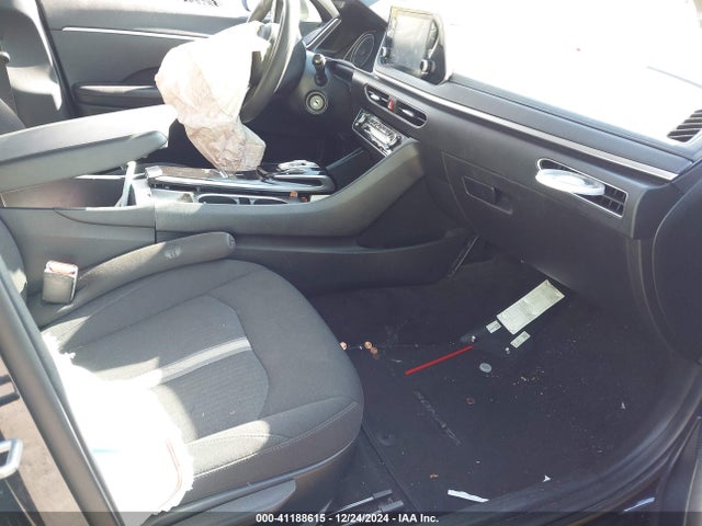 KMHL24JA5PA285414 Hyundai SONATA SE