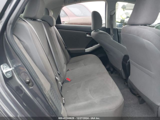 JTDKN3DU8F0399211 Toyota Prius Two