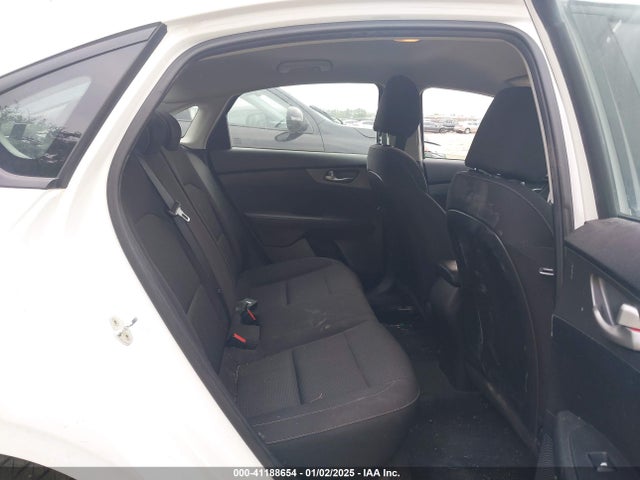 KIA Forte Lxs 2019 3KPF24AD6KE111627 Image 8