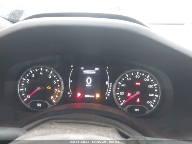 ZACCJBBH3JPG75832 Jeep Renegade Altitude 4x4