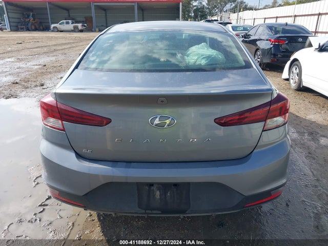 Hyundai ELANTRA SE 2019 KMHD74LF2KU856010 Image 16