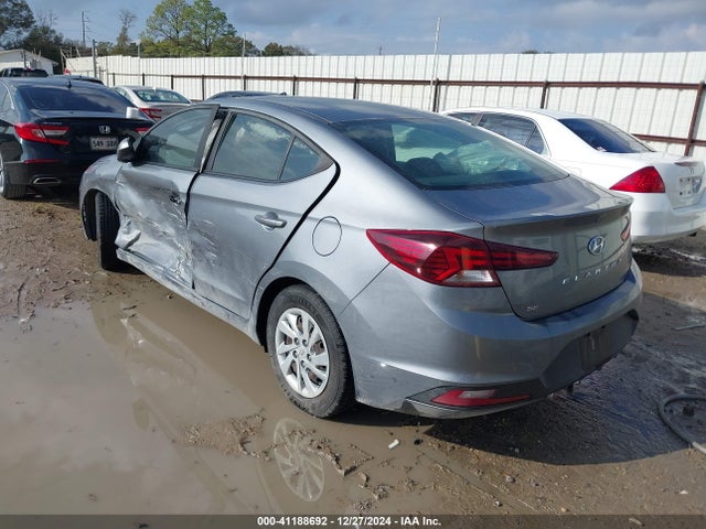 Hyundai ELANTRA SE 2019 KMHD74LF2KU856010 Image 3