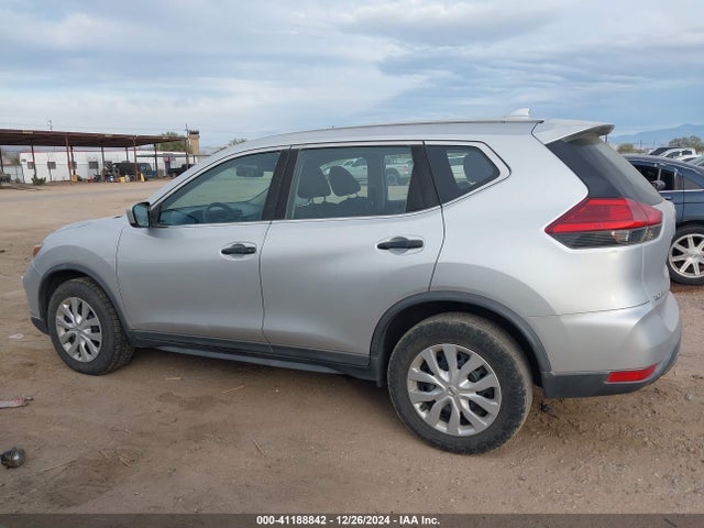 Nissan ROGUE S 2017 KNMAT2MV9HP510556 Image 14