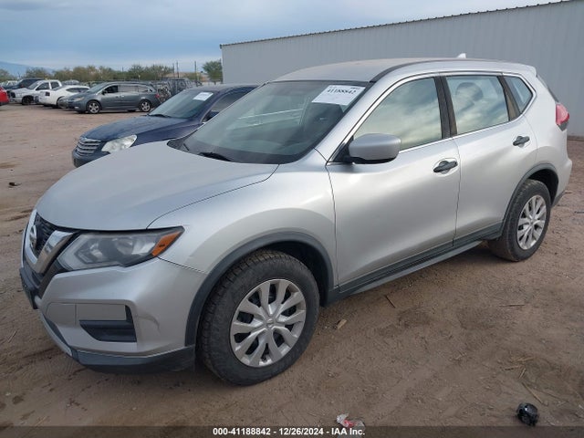 Nissan ROGUE S 2017 KNMAT2MV9HP510556 Image 2