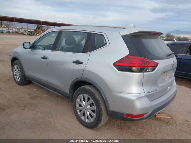 Nissan ROGUE S 2017 KNMAT2MV9HP510556 Image 3
