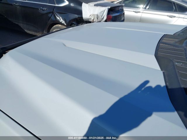 1FTFW1E50MKE88332 Ford F-150 Lariat
