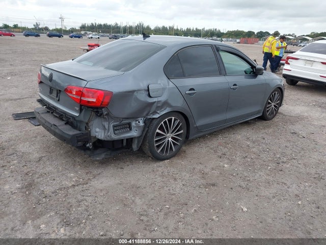 3VWD17AJ6FM340402 Volkswagen Jetta 1.8t Sport