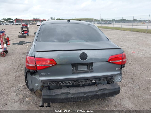3VWD17AJ6FM340402 Volkswagen Jetta 1.8t Sport