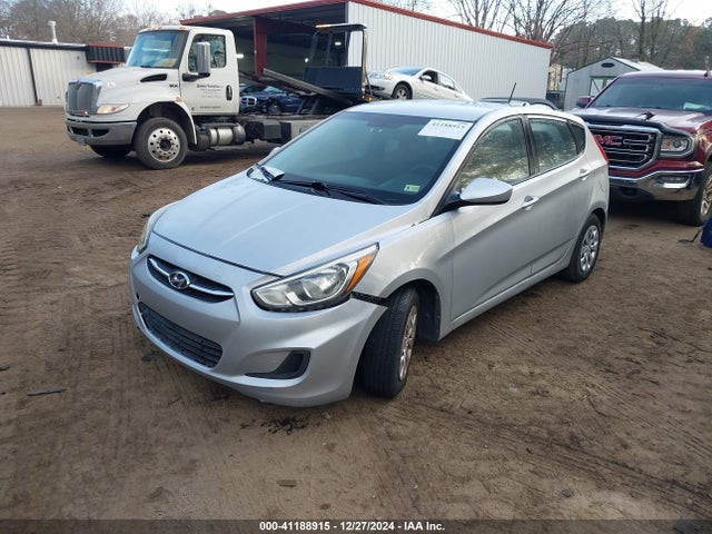Hyundai ACCENT SE 2017 KMHCT5AE1HU336106 Image 2