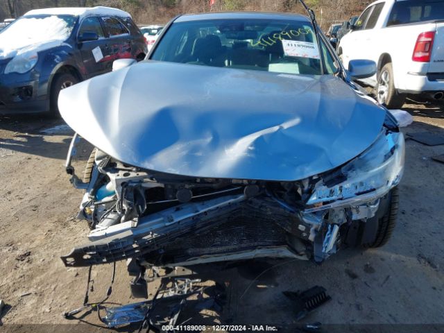 1HGCR3F92GA012537 Honda Accord Touring