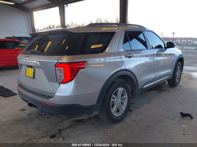 Ford EXPLORER XLT 2024 1FMSK8DH2RGA72836 Image 4