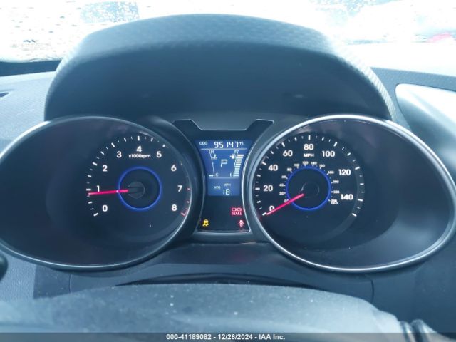 KMHTC6AD3GU257788 Hyundai Veloster