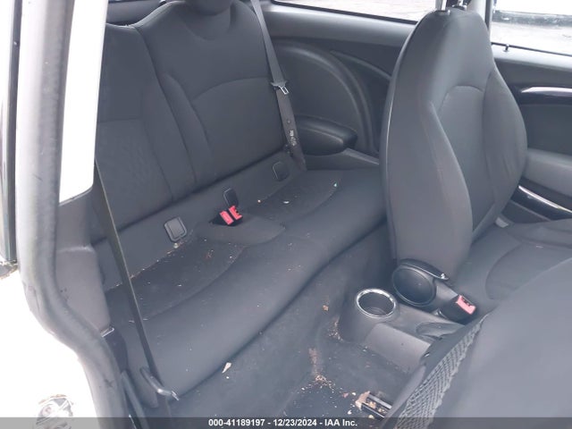 2009 MINI COOPER S WMWMF73519TW84372 Photo 7