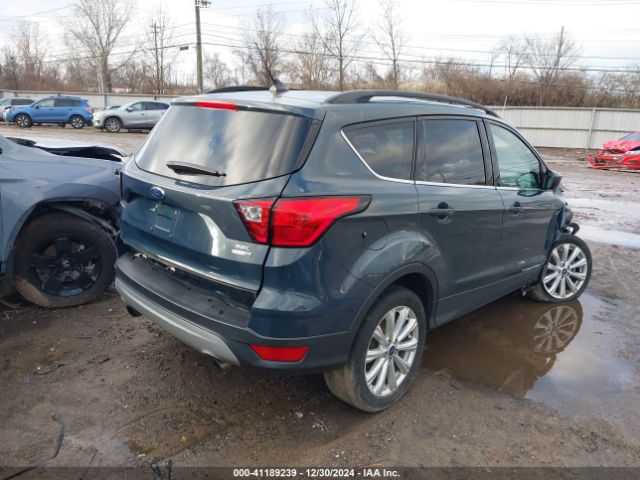 1FMCU9HD2KUC49484 Ford ESCAPE SEL