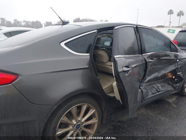 Ford Fusion Platinum 2018 3FA6P0K97JR110245 Image 17