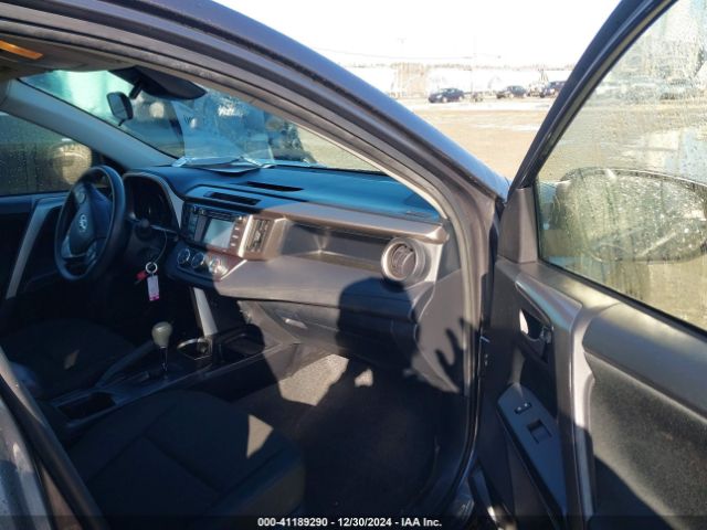JTMBFREV7JJ245552 Toyota RAV4 LE