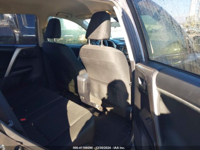 JTMBFREV7JJ245552 Toyota RAV4 LE