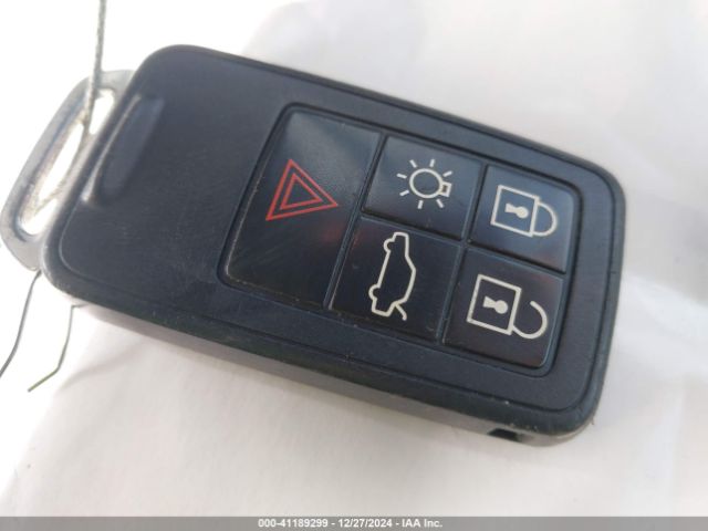 YV140MEK3H1372595 Volvo V60 T5 Premier