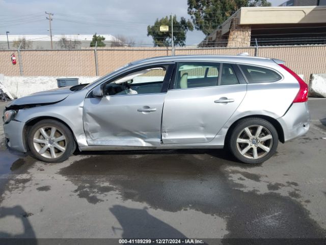 YV140MEK3H1372595 Volvo V60 T5 Premier