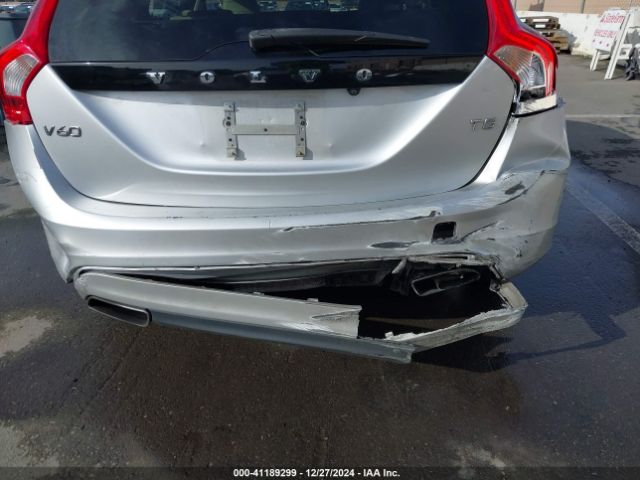 YV140MEK3H1372595 Volvo V60 T5 Premier