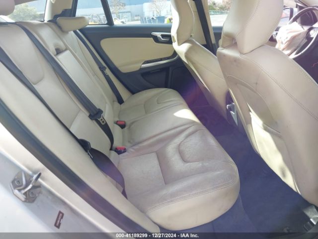 YV140MEK3H1372595 Volvo V60 T5 Premier