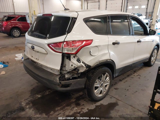 1FMCU0F7XEUD09427 Ford ESCAPE S