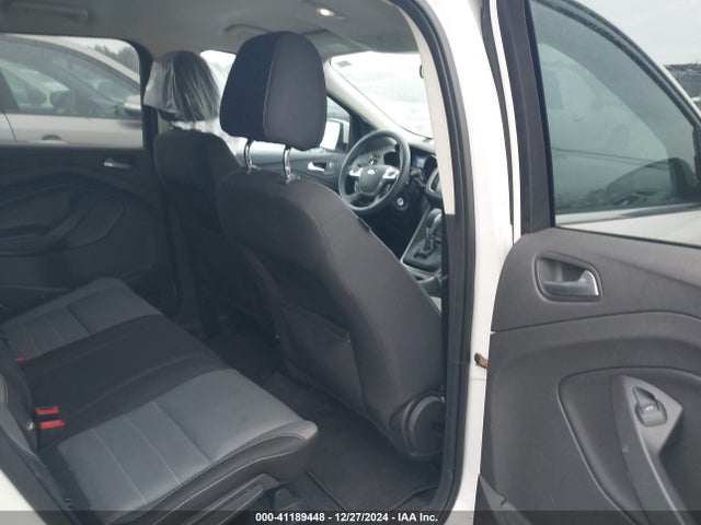 1FMCU0GX8EUC74658 Ford ESCAPE SE