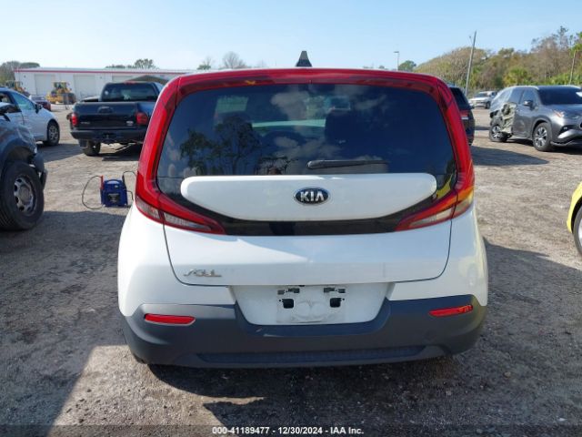 KNDJ23AU1M7139911 KIA SOUL LX