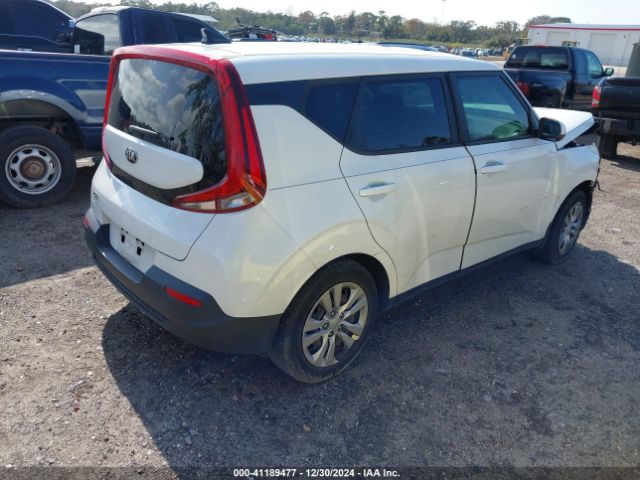 KNDJ23AU1M7139911 KIA SOUL LX