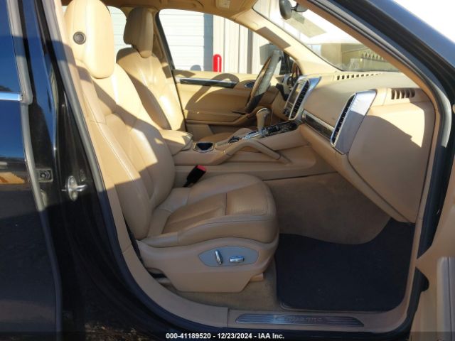2011 PORSCHE CAYENNE WP1AA2A27BLA01496 Photo 4