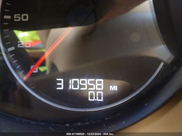 2011 PORSCHE CAYENNE WP1AA2A27BLA01496 Photo 6