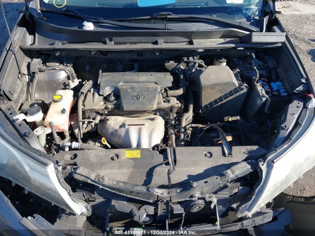 Toyota RAV4 LE 2014 JTMBFREV7E5030509 Image 10