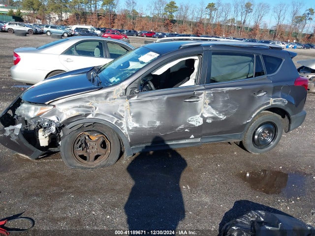 Toyota RAV4 LE 2014 JTMBFREV7E5030509 Image 13