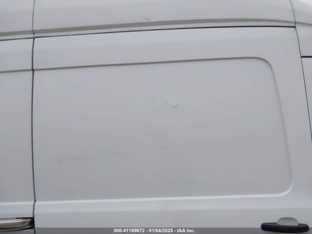 1FTBR3X88NKA70398 Ford Transit-250 Cargo Van