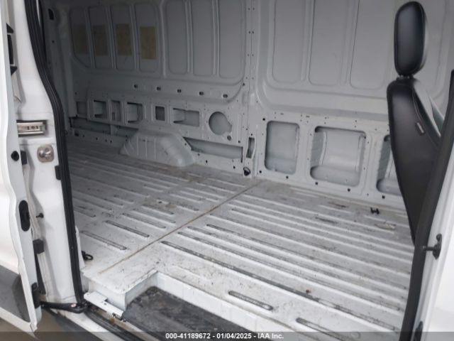 1FTBR3X88NKA70398 Ford Transit-250 Cargo Van